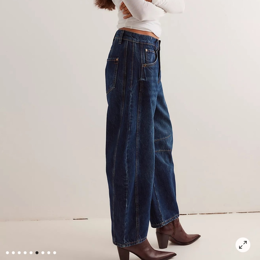 Free People We The Free Good Luck Mid Rise Wide Leg Barrel Jeans - Picture 2 of 12